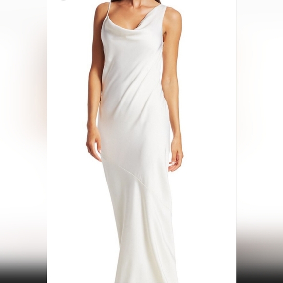 Halston Asymmetric White Gown - Picture 7 of 14